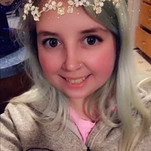 Meet your Posher, Megan